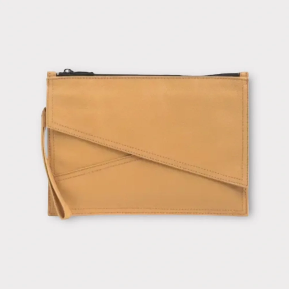 Botkier Crosstown Clutch Zip Purse Large Wrist Strap Leather Color Camel NIB NWT